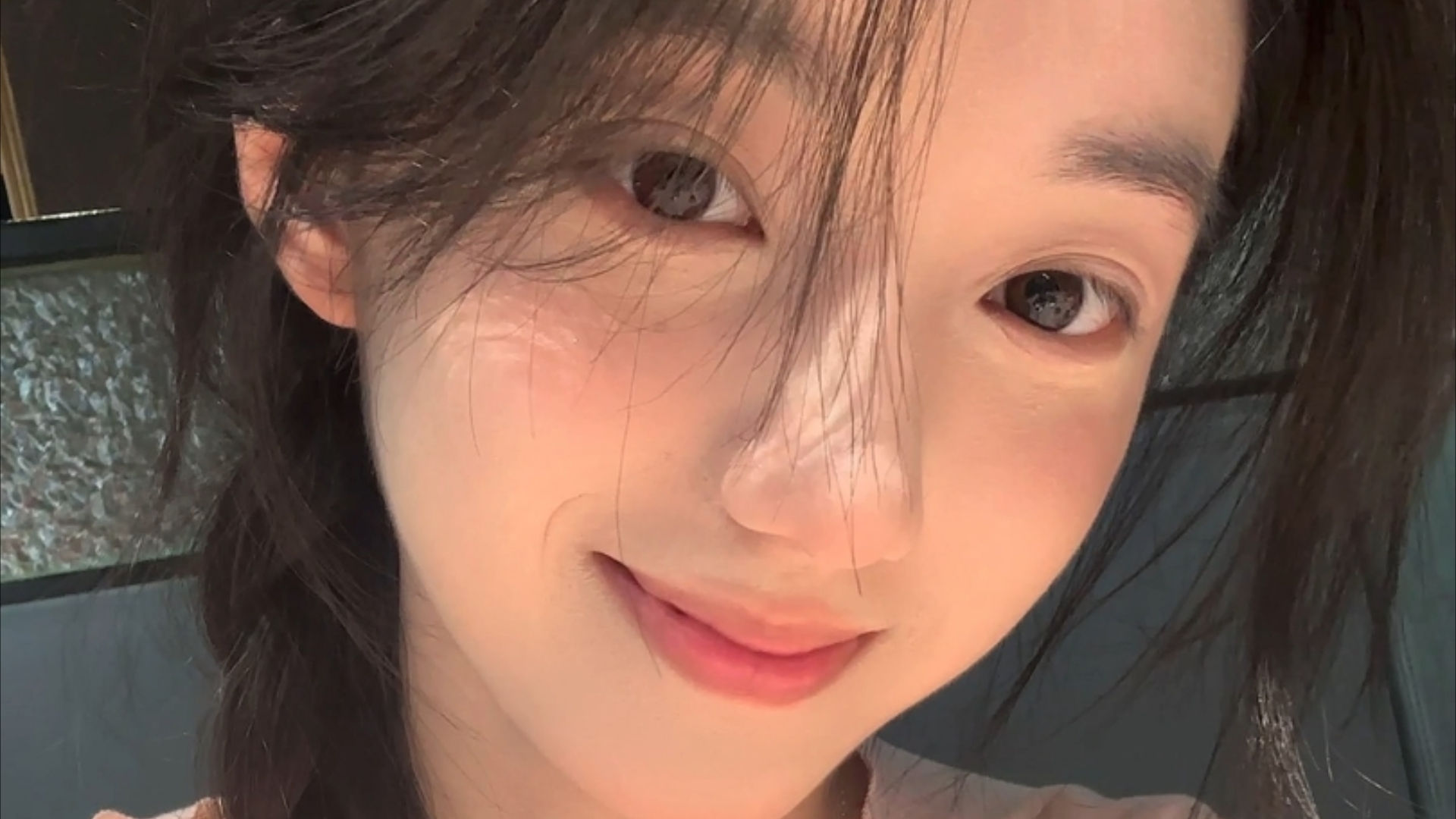 湖南警方通报记者采访被摔毁设备事件：涉事者已被刑拘